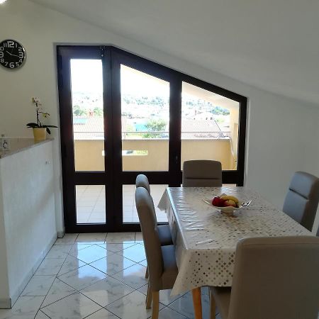 Apartman Sintic Veglia Exterior foto