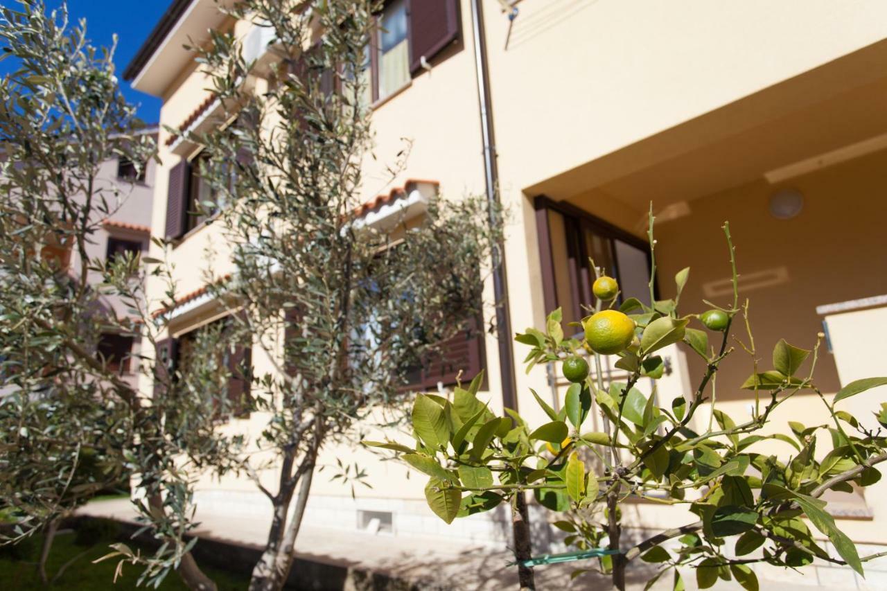Apartman Sintic Veglia Exterior foto