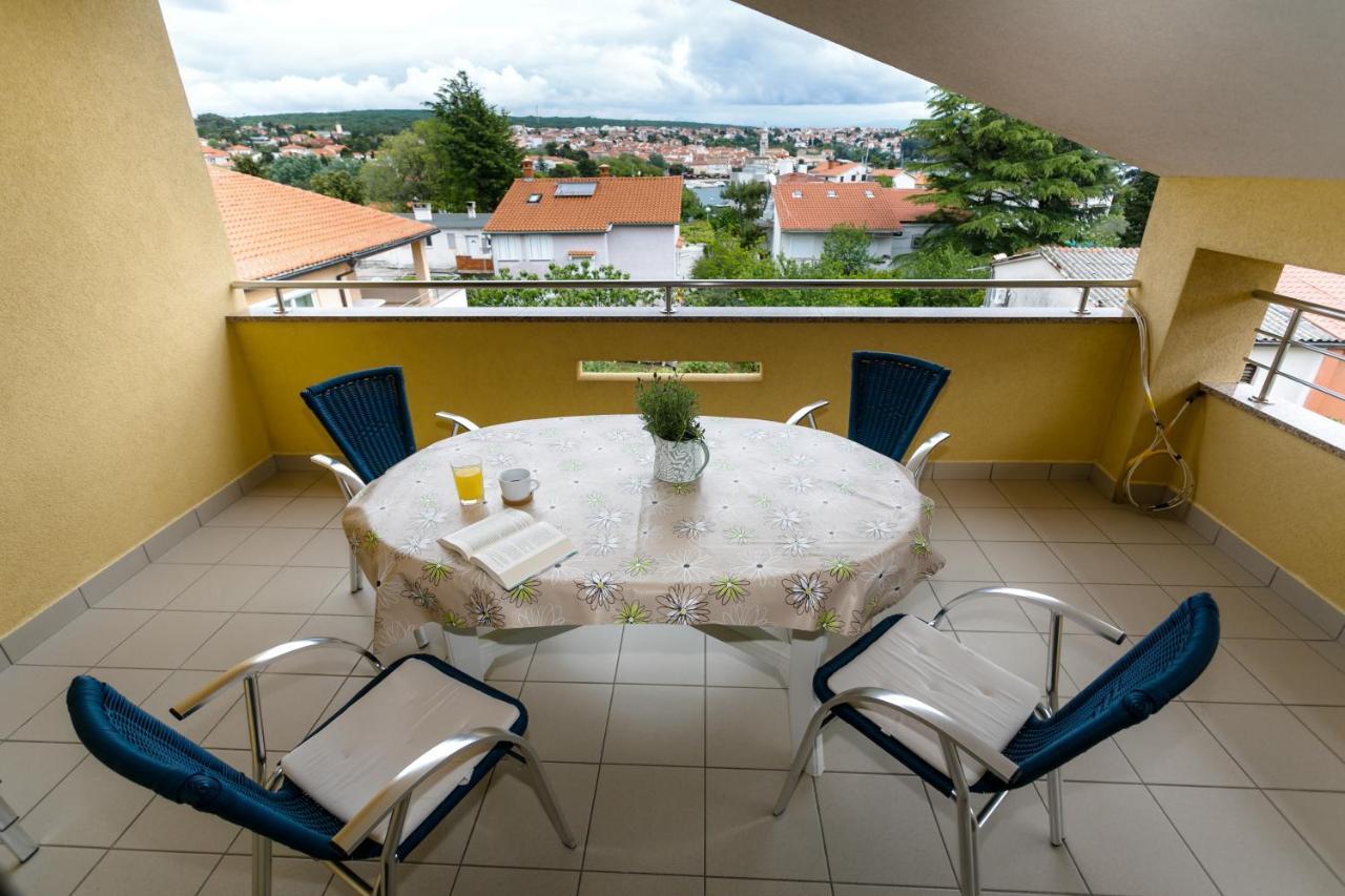 Apartman Sintic Veglia Exterior foto