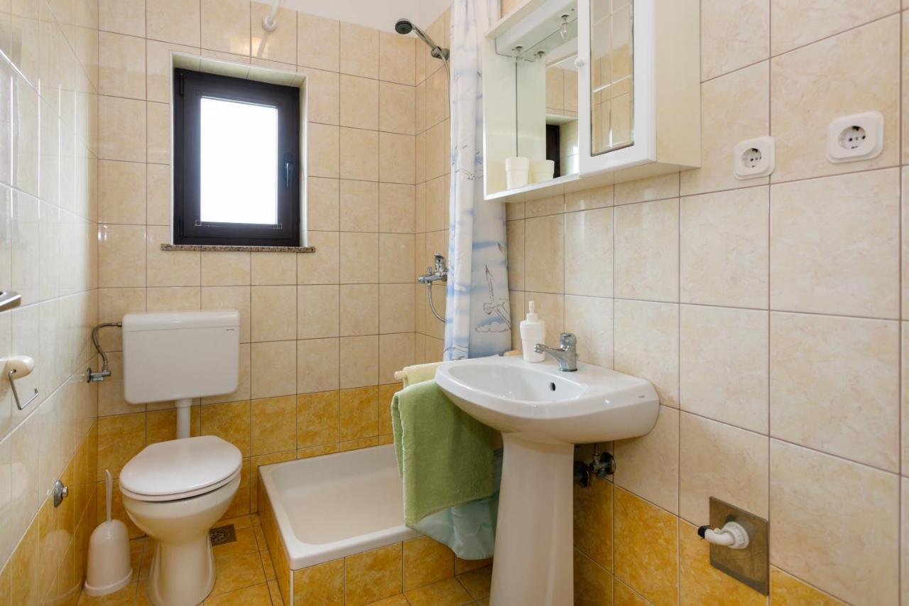 Apartman Sintic Veglia Exterior foto